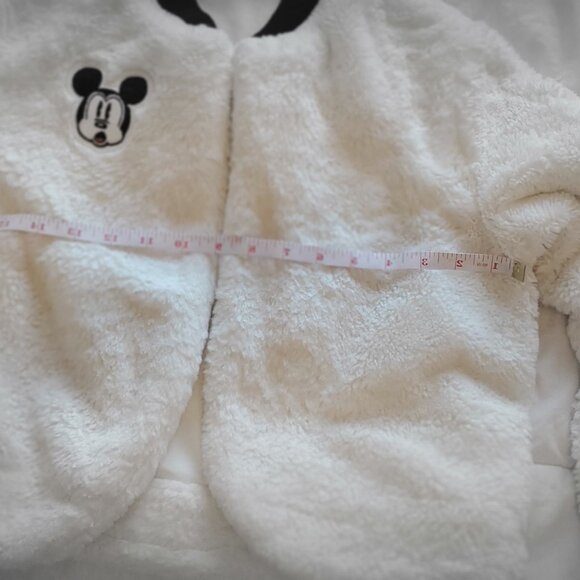 Disney White Black Sherpa Shrug Jacket Mickey Mouse  Patch Adult  Size XS - Picture 12 of 12